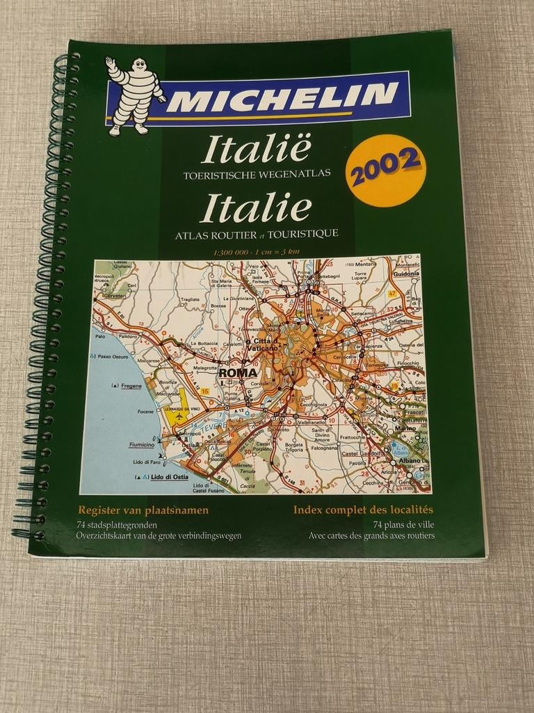 Michelin...ITALIË... Toeristische wegenatlas...2002., Boeken, Ophalen of Verzenden, Zo goed als nieuw, Italië