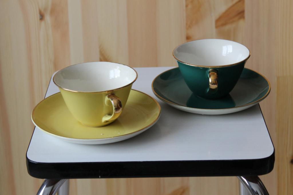 Ensemble de 6 tasses et sous-tasses Boch, Enlèvement