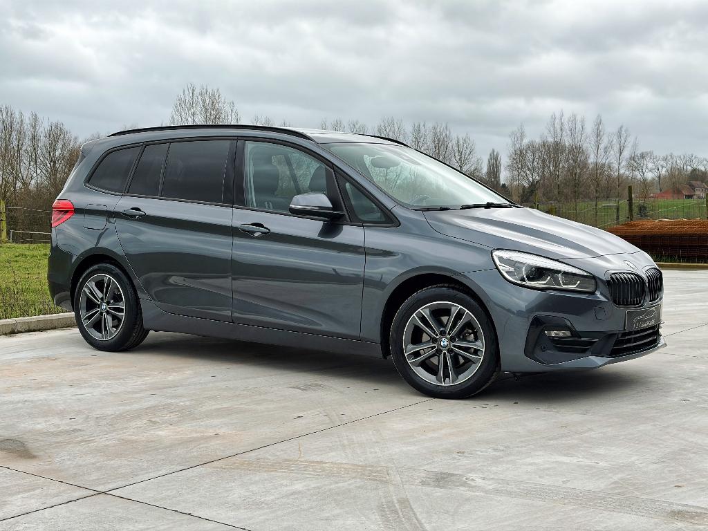 BMW 216i Gran Tourer - 2022 - 99133km - PANO - CAMERA, Auto's, BMW, Voorwielaandrijving, https://public.car-pass.be/vhr/6fa21dad-16be-4002-93cd-090a147a8cfe