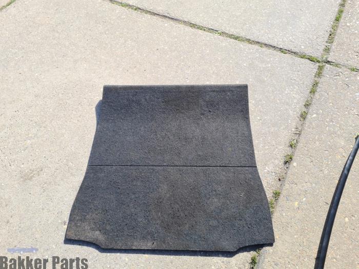 Coffre tapis d'un BMW 1-Serie, -, -, 3 mois de garantie, Utilisé