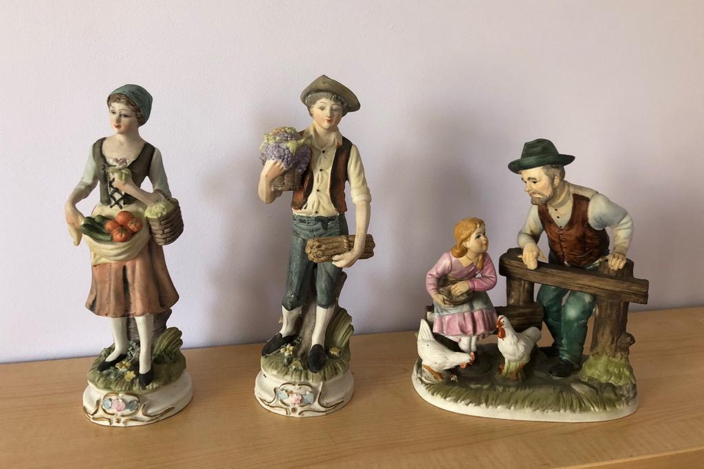 Statuettes en biscuit champêtres, Utilisé