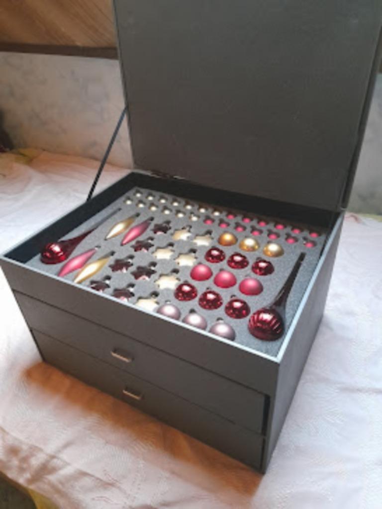 kerstballen, Ophalen, Nieuw