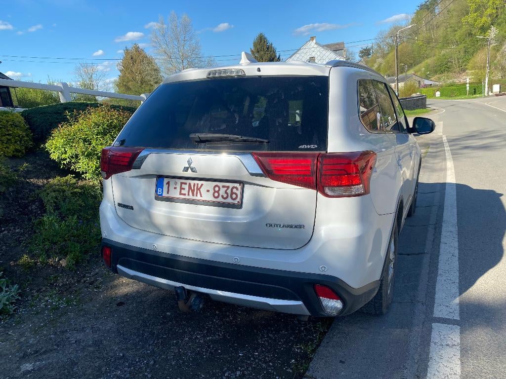 Mitsubishi Outlander 2.2 Diesel 7 places, Auto's, Automaat, 4 cilinders, Diesel, SUV of Terreinwagen