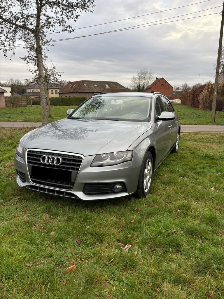 Audi A4, Autos, Achat, Beige, Carnet d'entretien, A4