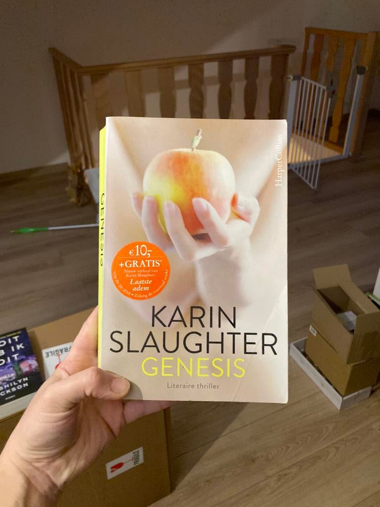 Karin Slaughter - Genesis, Ophalen of Verzenden, Gelezen, Karin Slaughter