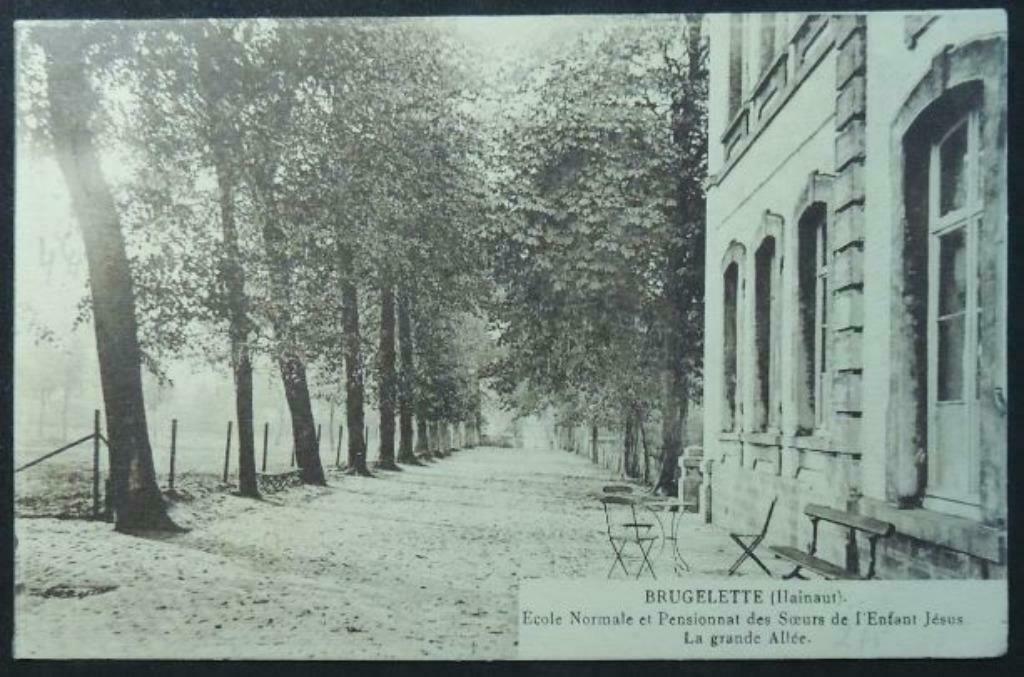 Carte Postale Brugelette Ecole Normale Pensionnat des Sœurs, Ophalen of Verzenden, 1920 tot 1940, Gelopen, Henegouwen