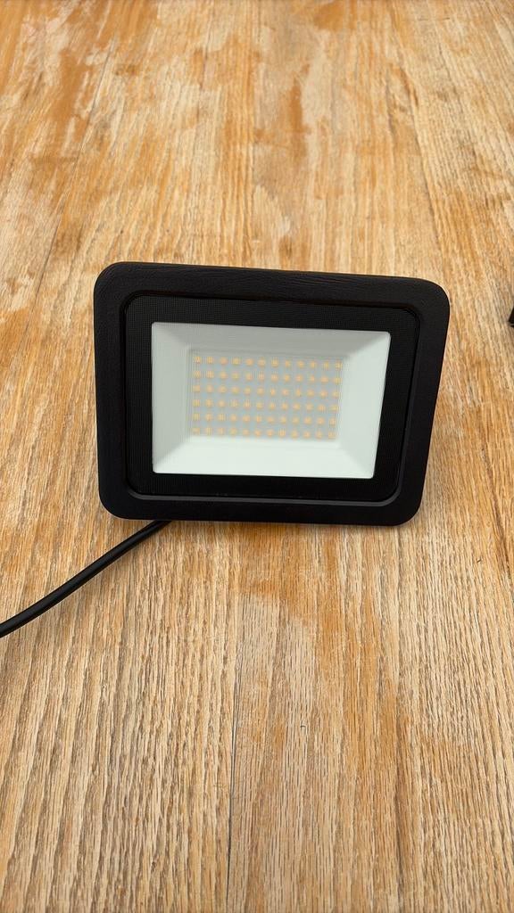 20 nieuwe 10w led-projectoren, Ophalen, Led