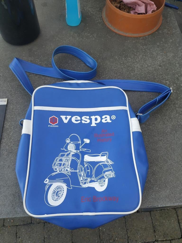 Retro vinyl zadeltas Piaggio Vespa Eric Brockway, Verzamelen, Retro, Ophalen of Verzenden