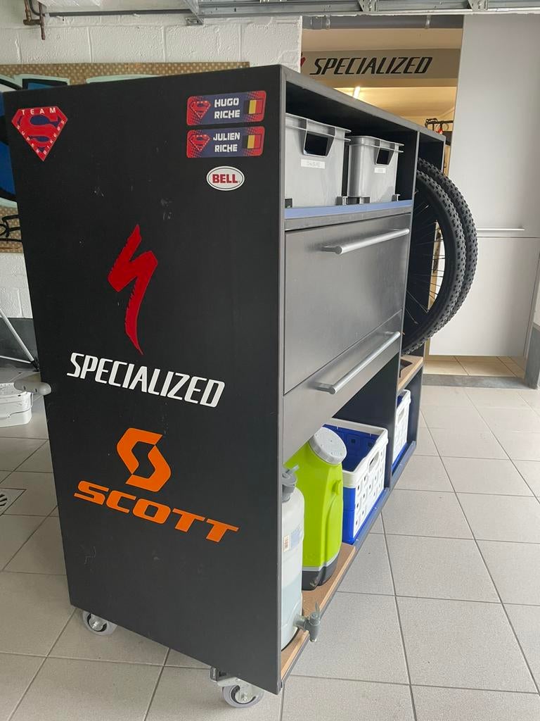 Meuble atelier outillage vélo, Fietsen en Brommers, Fietsaccessoires | Overige Fietsaccessoires, Ophalen, Zo goed als nieuw