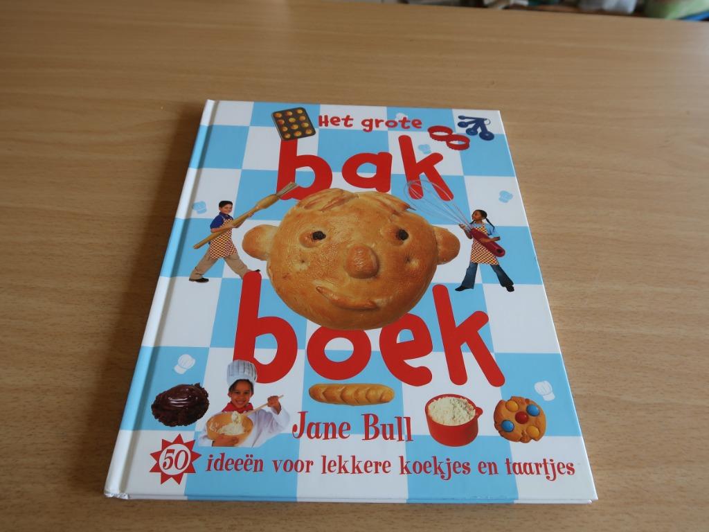 Het grote bakboek, 50 ideeën voor lekkere koekjes en taartje, Boeken, Ophalen
