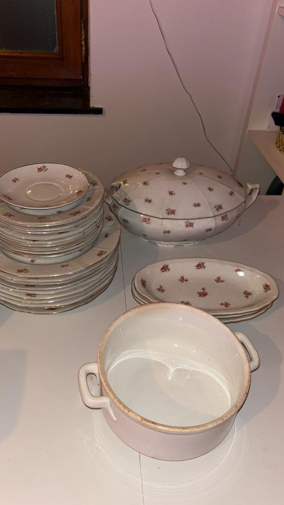 Services en porcelaine, Enlèvement