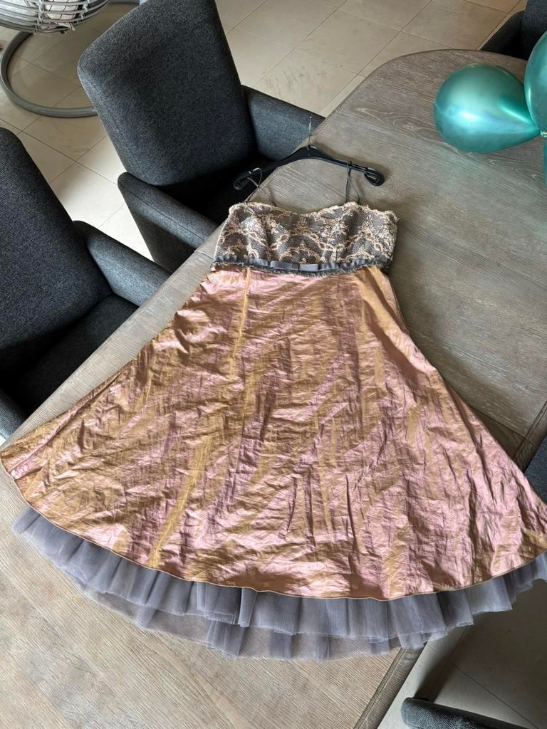 Feestjurk  Onik Onik maat 44, tot knielengte, Kleding | Dames, Ophalen, Zo goed als nieuw, Maat 42/44 (L)