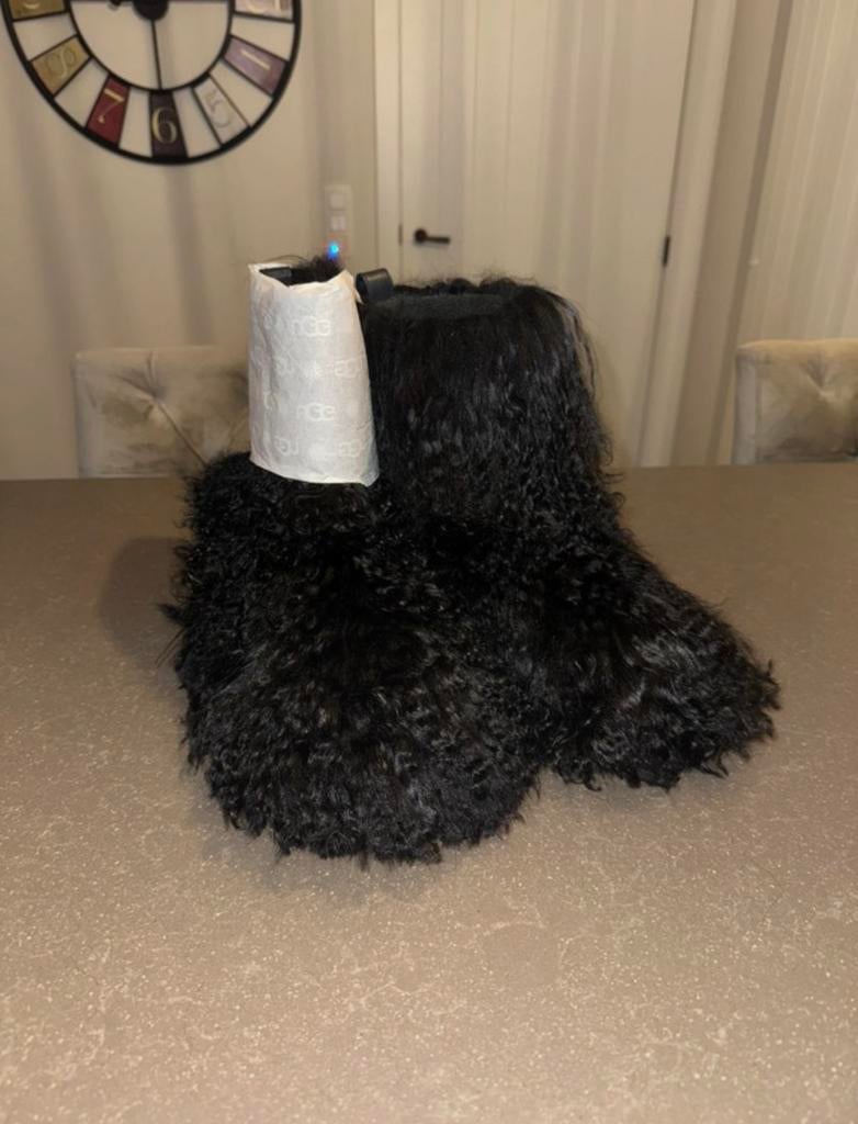 Fluff Momma Mongolian Ugg 37, Enlèvement ou Envoi, Neuf