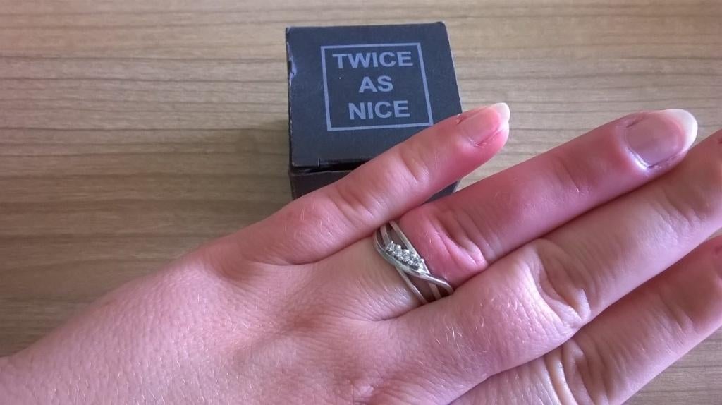 Mooie zilveren ring met zirkonia van Twice as nice, Enlèvement ou Envoi, Comme neuf, 17 à 18, Argent