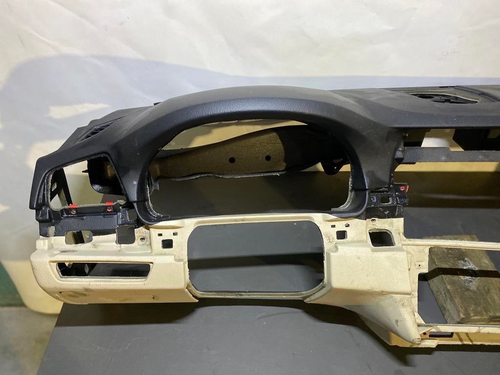 BMW F10 F11 Beige dashboard, Ophalen, Gebruikt, BMW