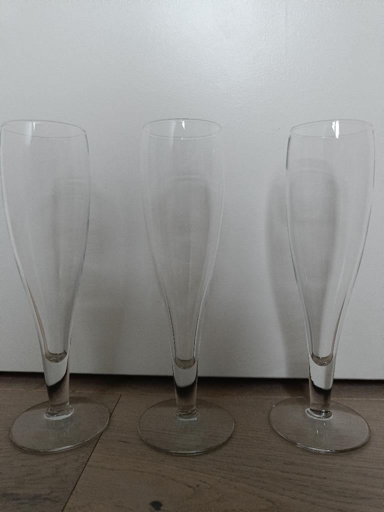 3 fluitglazen, Ophalen of Verzenden, Gebruikt, Glas, Glas of Glazen