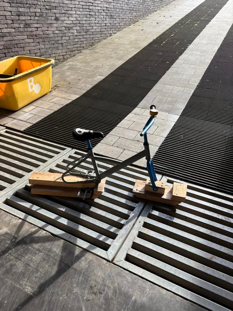 Sneeuw fiets, Kinderen en Baby's, Ophalen, Zo goed als nieuw