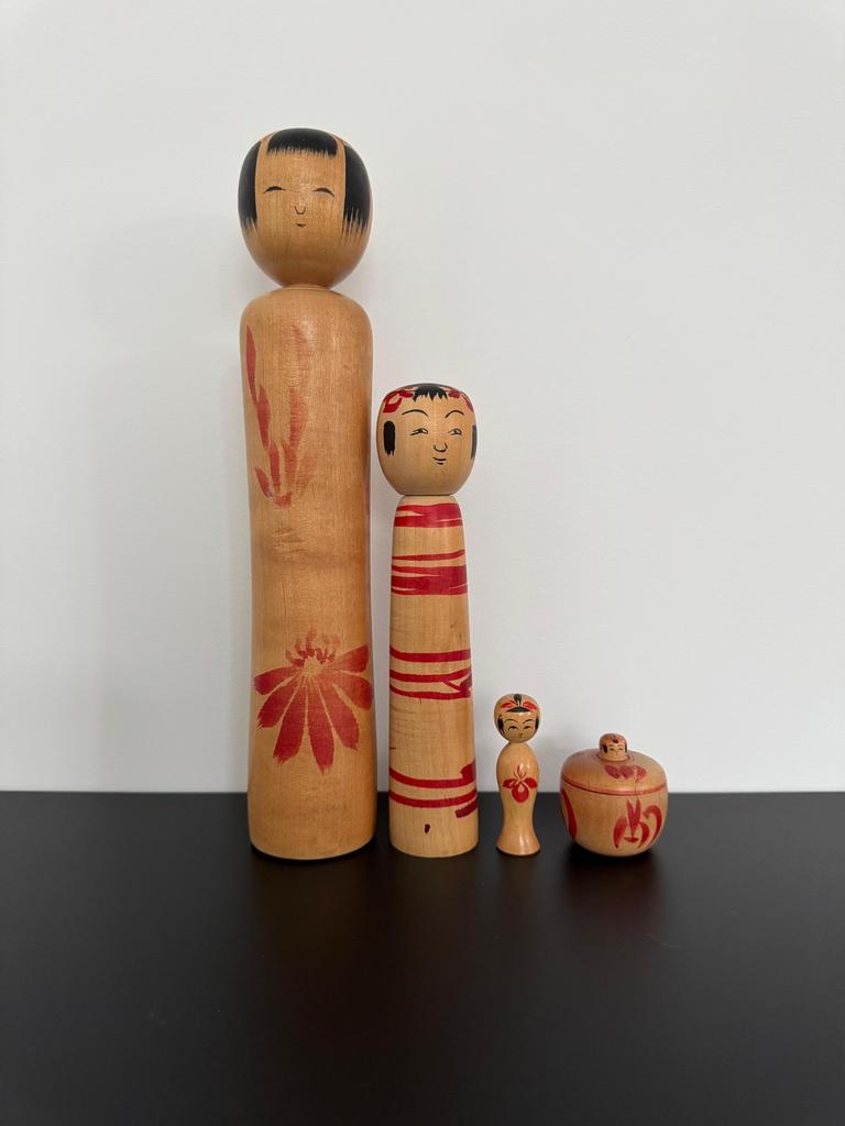 Kokeshi set, Antiek en Kunst, Kunst | Beelden en Houtsnijwerken, Ophalen of Verzenden