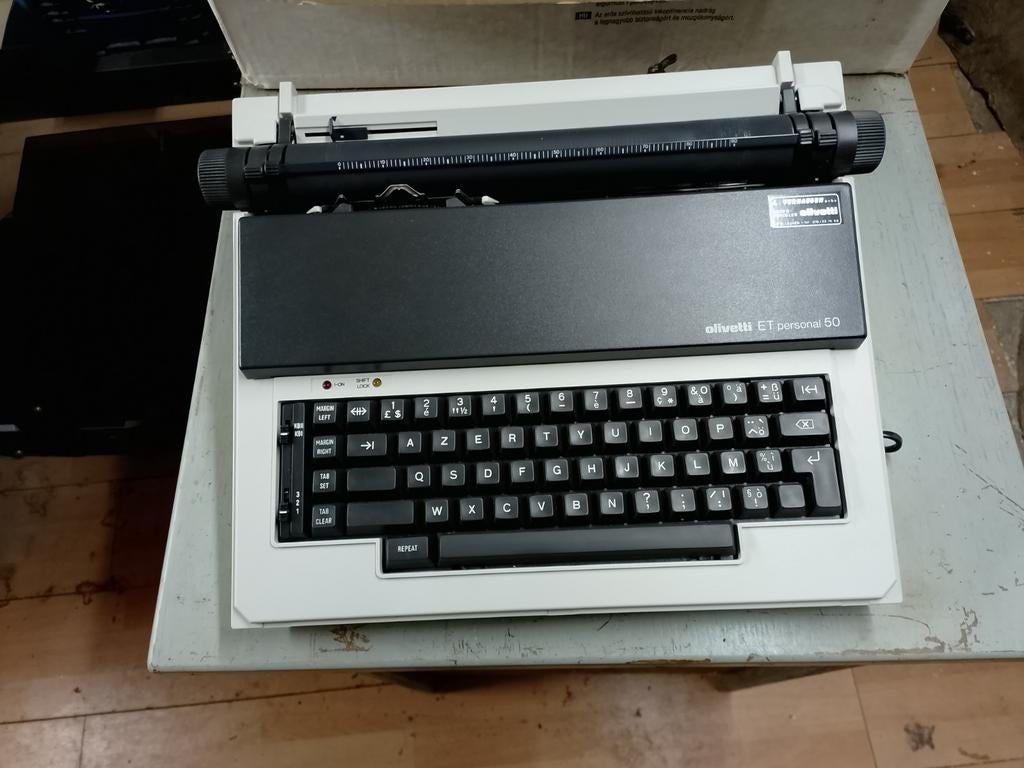Elektrische schrijfmachine, Enlèvement