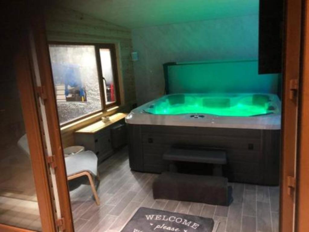 2 voorradig🔥jacuzzi 5persoon/ook beschikbaar met warmtepom, Ophalen of Verzenden, Nieuw