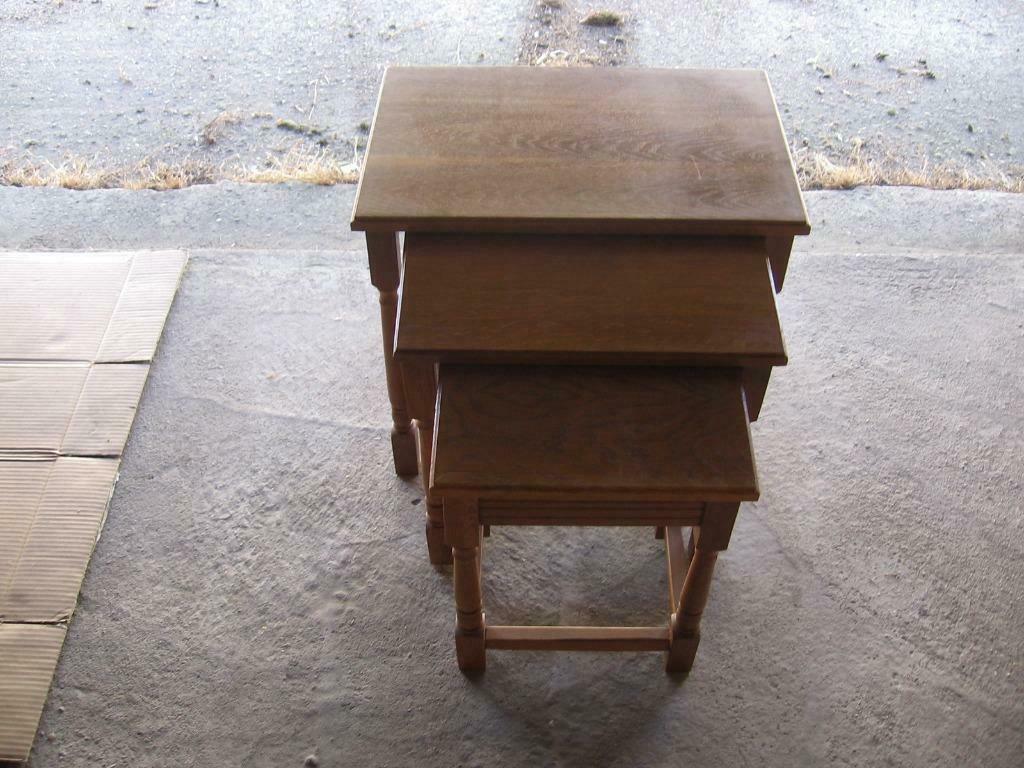 3 TABLES D'APPOINT EN CHENE LOURD en bon état !!!!!!!!!!!!!!, Moins de 55 cm, Enlèvement, Rectangulaire, Bois
