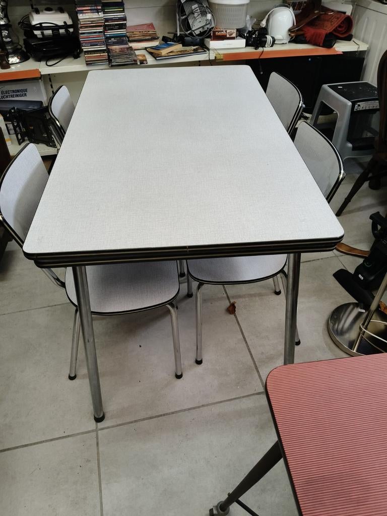 Formica, Ophalen