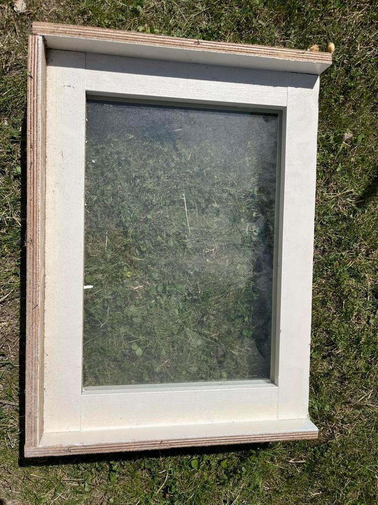 Houten raam (vast) - enkel glas - 610 * 450 mm, Doe-het-zelf en Bouw, Ophalen, Zo goed als nieuw