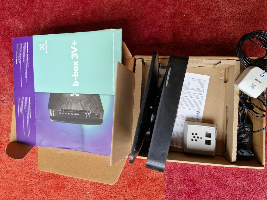 Modem Proximus / Scarlet B-box 3, Computers en Software, Ophalen of Verzenden