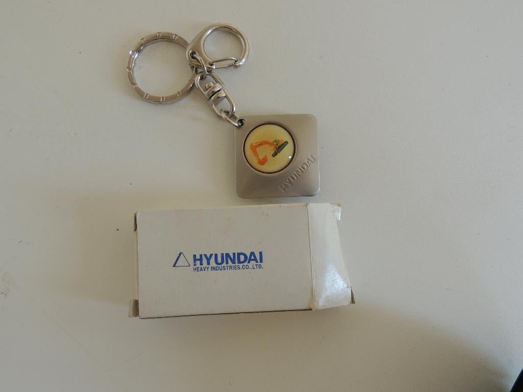 Sleutelhangers Hyundai Machines vintage, Ophalen, Nieuw, Merk