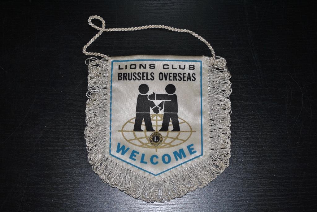 Lot de Fanions Lion's Club Lions Belgium (District 112) RARE, Enlèvement ou Envoi, Utilisé