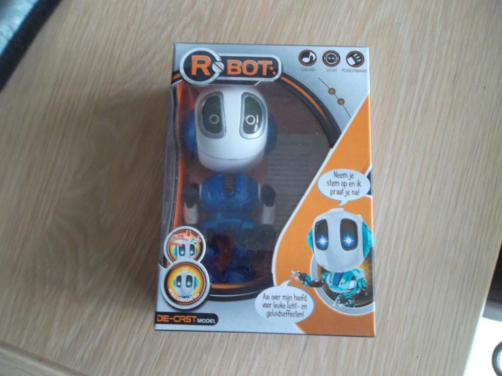 Robot DIE-CAST, Kinderen en Baby's, Speelgoed | Educatief en Creatief, Ophalen of Verzenden, Zo goed als nieuw, Elektronica, Met licht