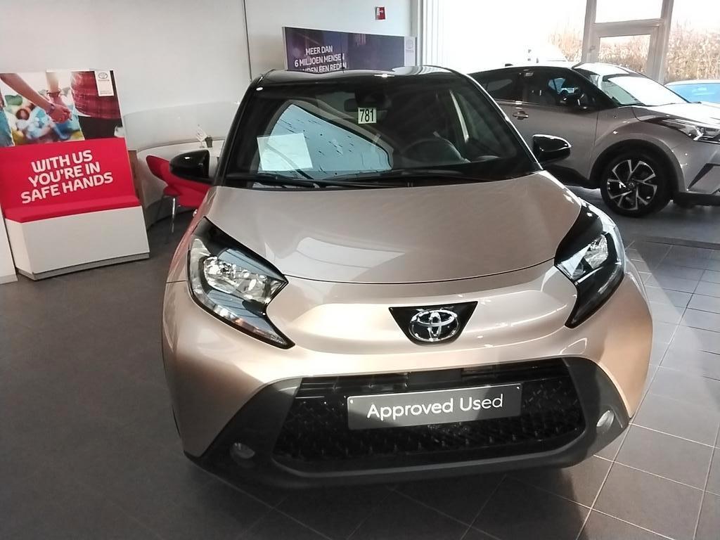 Toyota Ago xx pulse, Auto's, Toyota, Bedrijf, Te koop, ABS, Achteruitrijcamera, Airbags, Android Auto, Cruise Control, Isofix
