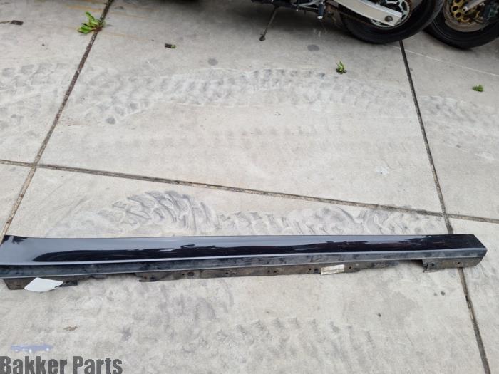 Zijskirt rechts van een BMW 3-Serie (668), Gebruikt, -, -, 3 maanden garantie