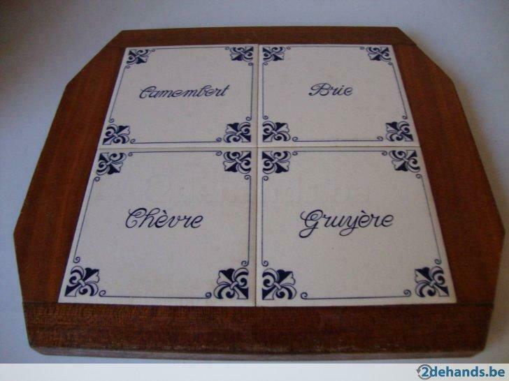 Kaasplank in hout met blauw-witte tegeltjes, Enlèvement ou Envoi, Utilisé