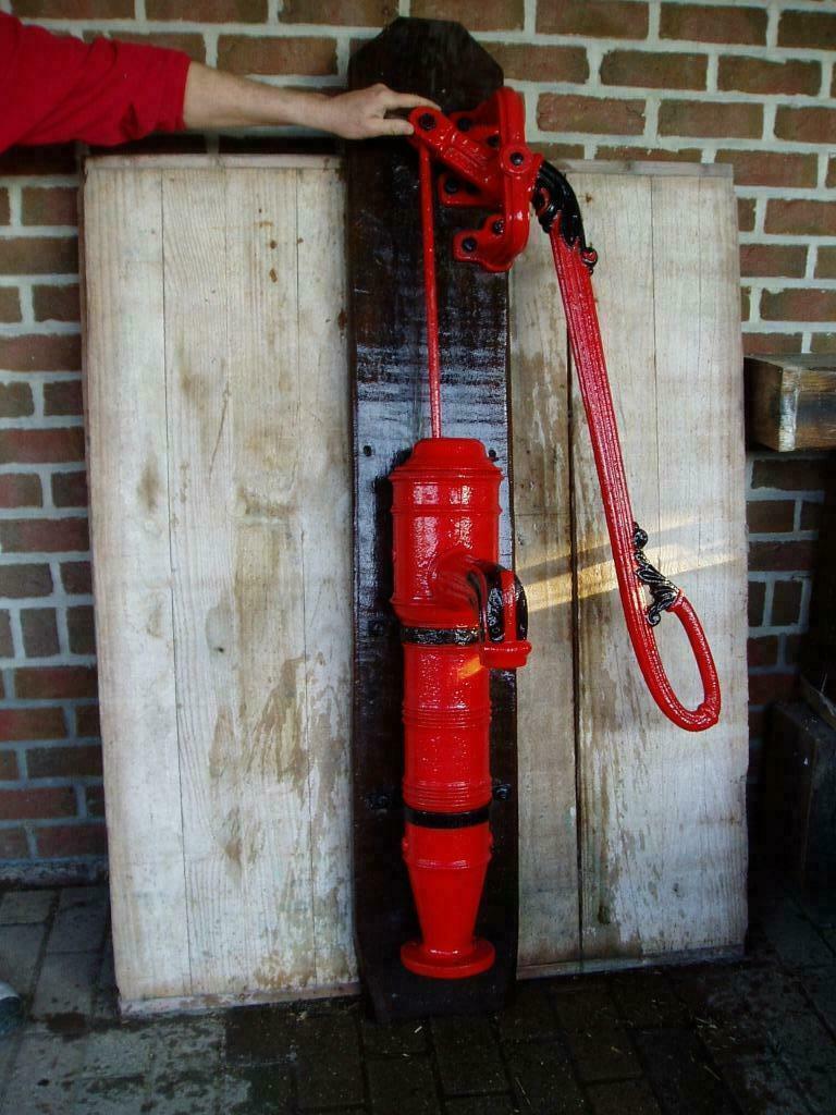 speciale antieke gietijzeren waterpomp, maat 9, Tuin en Terras, Ophalen, Gebruikt, Gietijzer, Overige typen