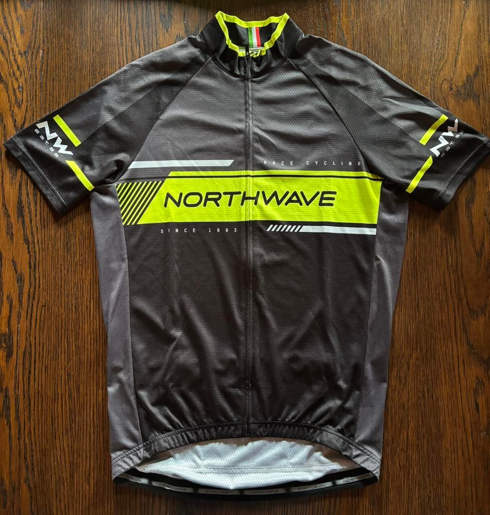Northwave MTB Shirt + Northwave Dynamic broek, Fietsen en Brommers, Ophalen, Zo goed als nieuw, Heren, M