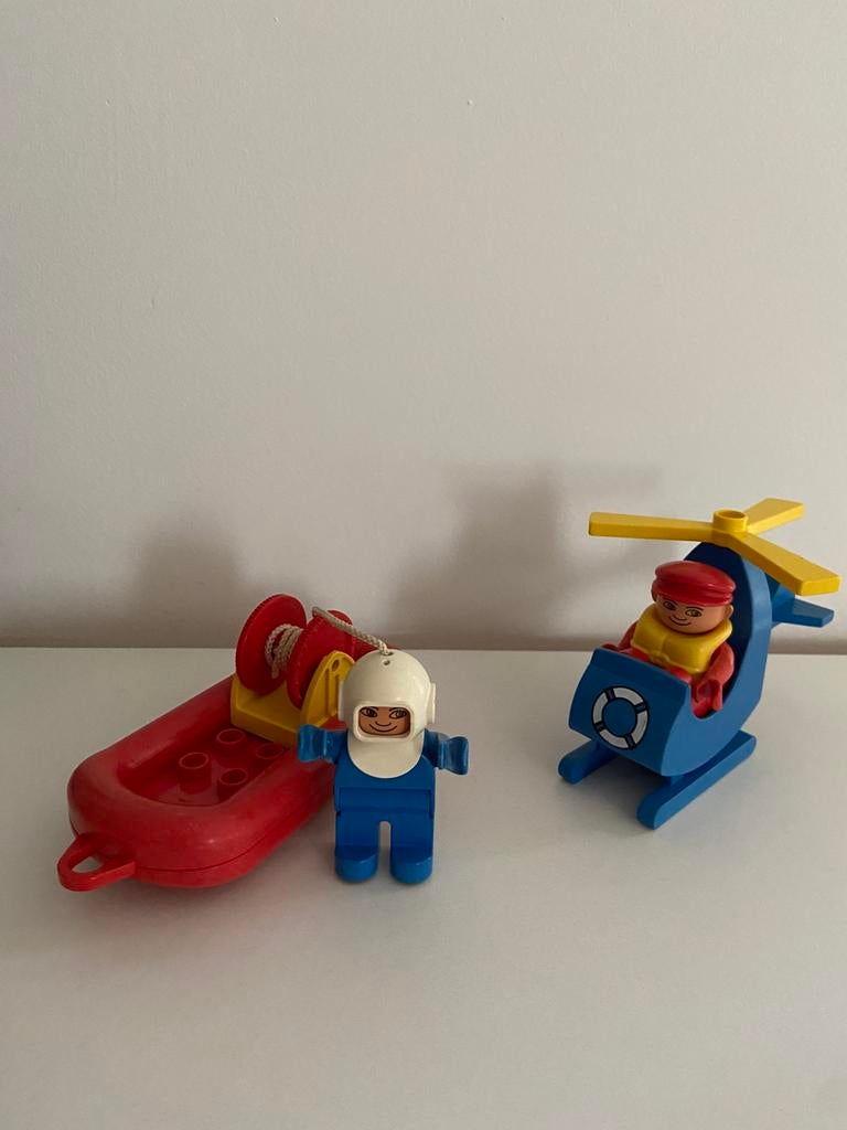 Duplo: Reddingshelicopter en piloot, duiker met reddingsboot, Ophalen, Duplo