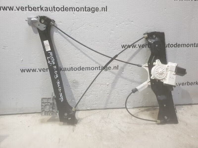 RAAMMECHANIEK ELEK LINKS VOOR Opel Astra H Twin Top (L67), Bahnhofsplatz 65423 Rüsselsheim am Main, DE, Enlèvement ou Envoi, Opel
