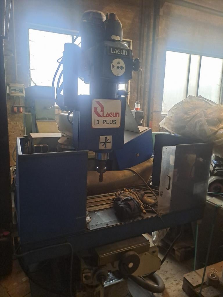 Machines professionnelle ferronnerie, Bricolage & Construction, Tours, Utilisé, Autres types