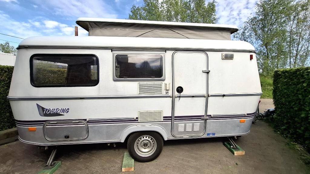 Caravan Eriba Touring Troll M, Caravans en Kamperen, Standaardzit, Kachel, Particulier, 4 tot 5 meter