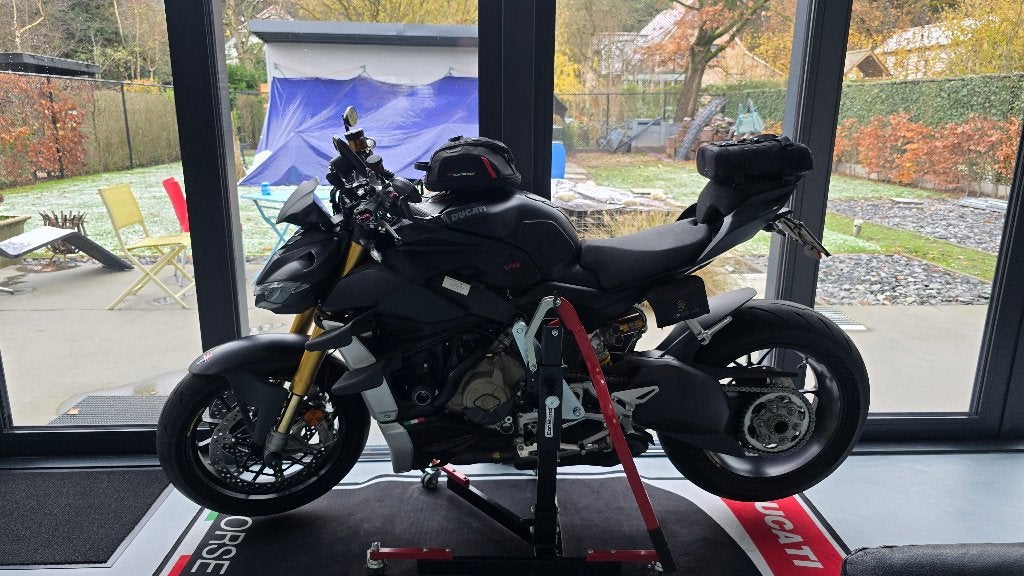 Streetfighter V4S vol opties als nieuw, Motoren, Motoren | Ducati, Handvatverwarming, Particulier, Handgeschakeld, 4 cilinders