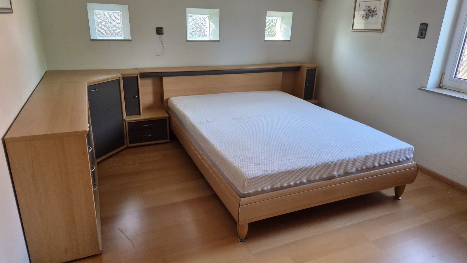 Volledige slaapkamer matras 2,2meter lengte, Ophalen
