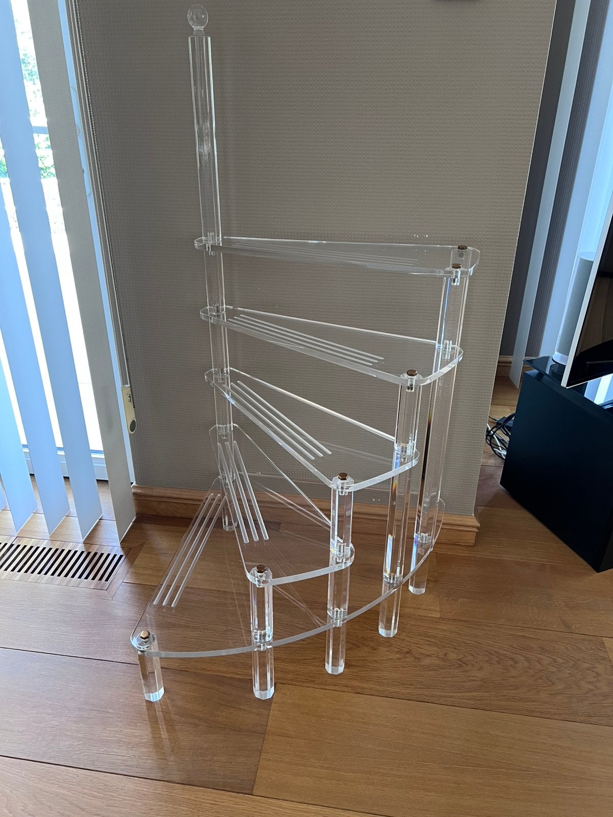 Decoratieve Lucite etagere, Ophalen, Zo goed als nieuw