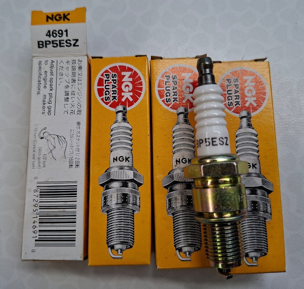 BOUGIES D'ALLUMAGE NGK BPESZ 4691, Enlèvement ou Envoi, Neuf, Renault