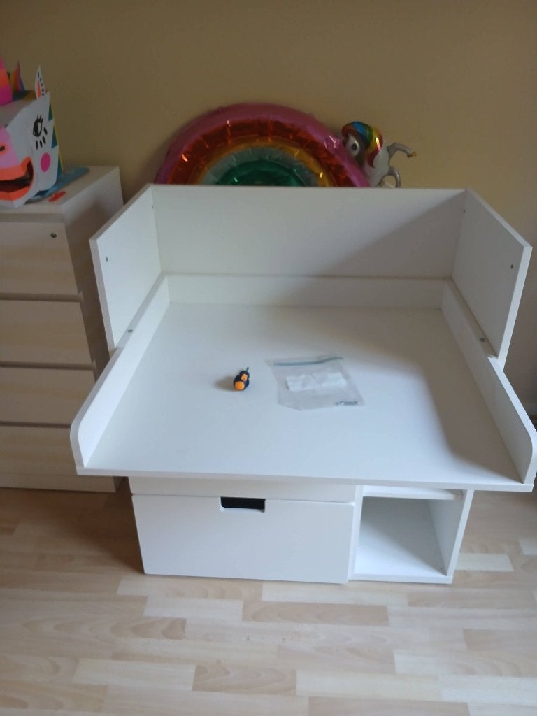 Table a langer/bureau, Enfants & Bébés, Enlèvement, Utilisé, Autres types, Autres marques