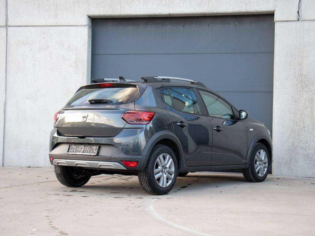 Dacia Sandero STEPWAY 1.0 MT6 91PK|CAMERA|NAVI|KEYLESS, Autos, Argent ou Gris, Achat, Entreprise, Noir