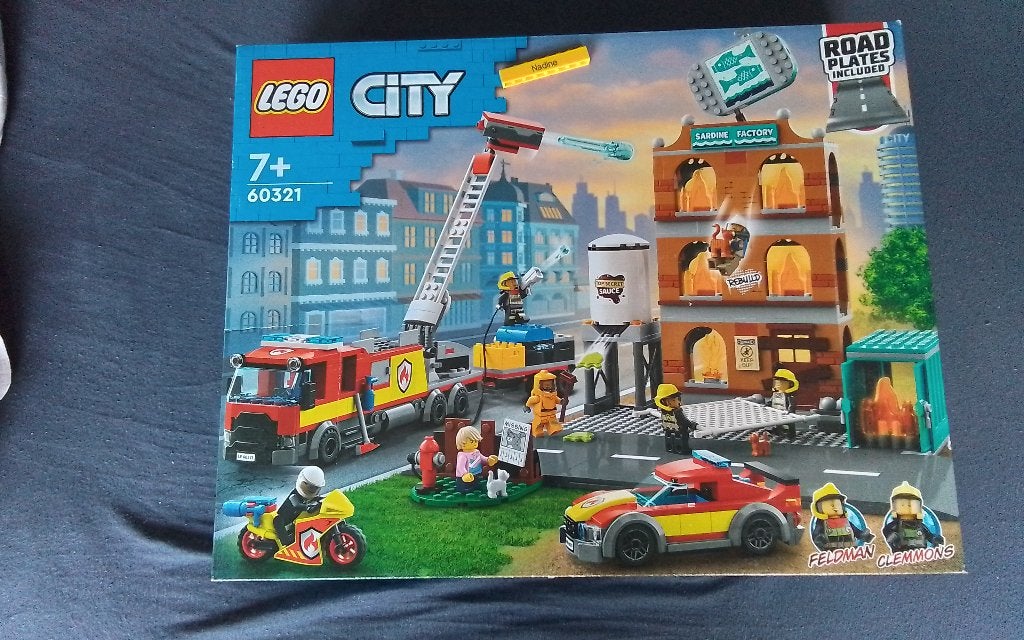 lego city brandweerkazerne, Kinderen en Baby's, City, Lego, Nieuw, Ophalen of Verzenden