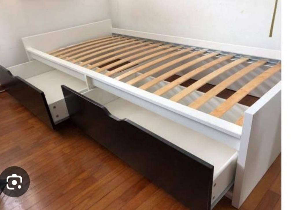 bed ikea met 2 lades, Huis en Inrichting, Slaapkamer | Bedden, Ophalen