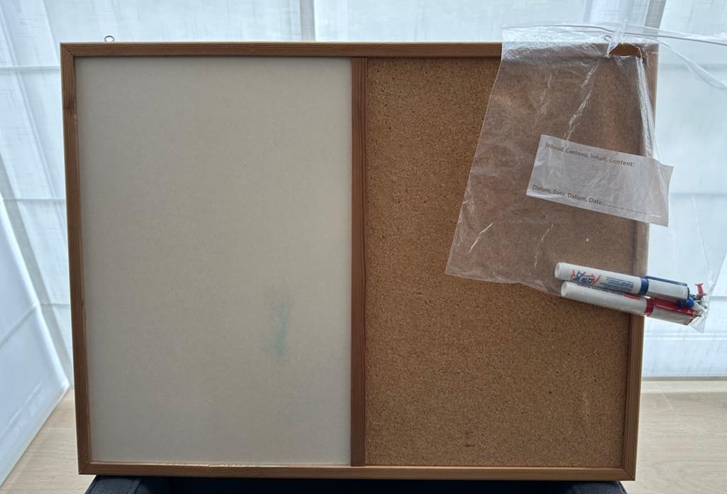 Prikbord met schrijfgedeelte, Huis en Inrichting, Woonaccessoires | Memoborden, Ophalen, Prikbord