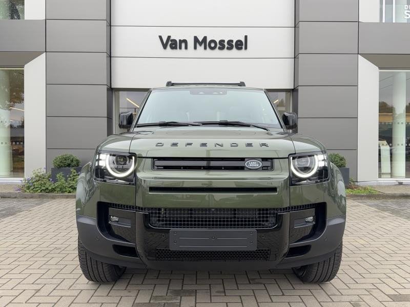 Land Rover Defender 110 D250 S Forest edition AWD Auto. 26MY, Automaat, Zwart, 3495 kg, Lane Keeping Assist